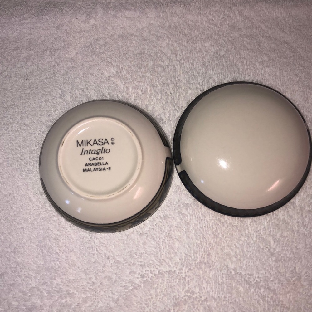 Mikasa trinket box
